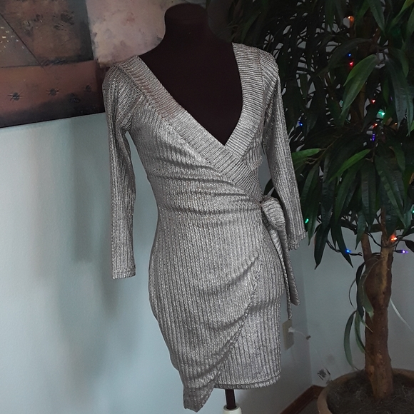 Tobi Dresses & Skirts - NWOT Metallic Dress as seen on The Bachelor